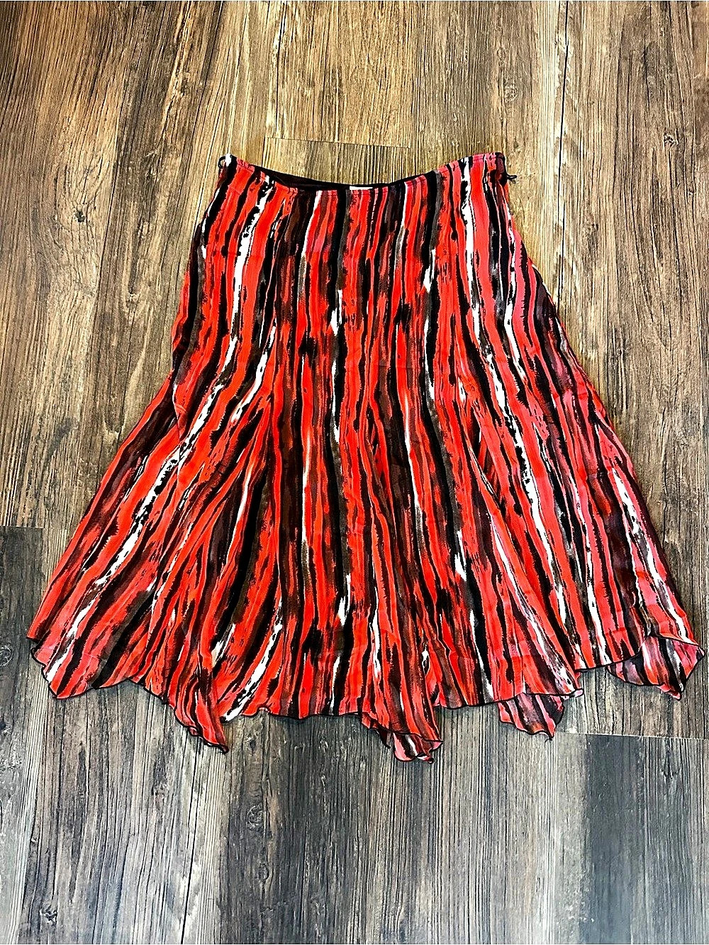 Cato Abstract Full Skirt in Red & Black Size 8